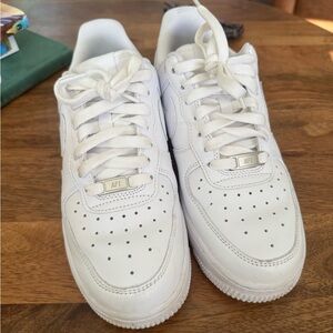 Nike White Air Force 1